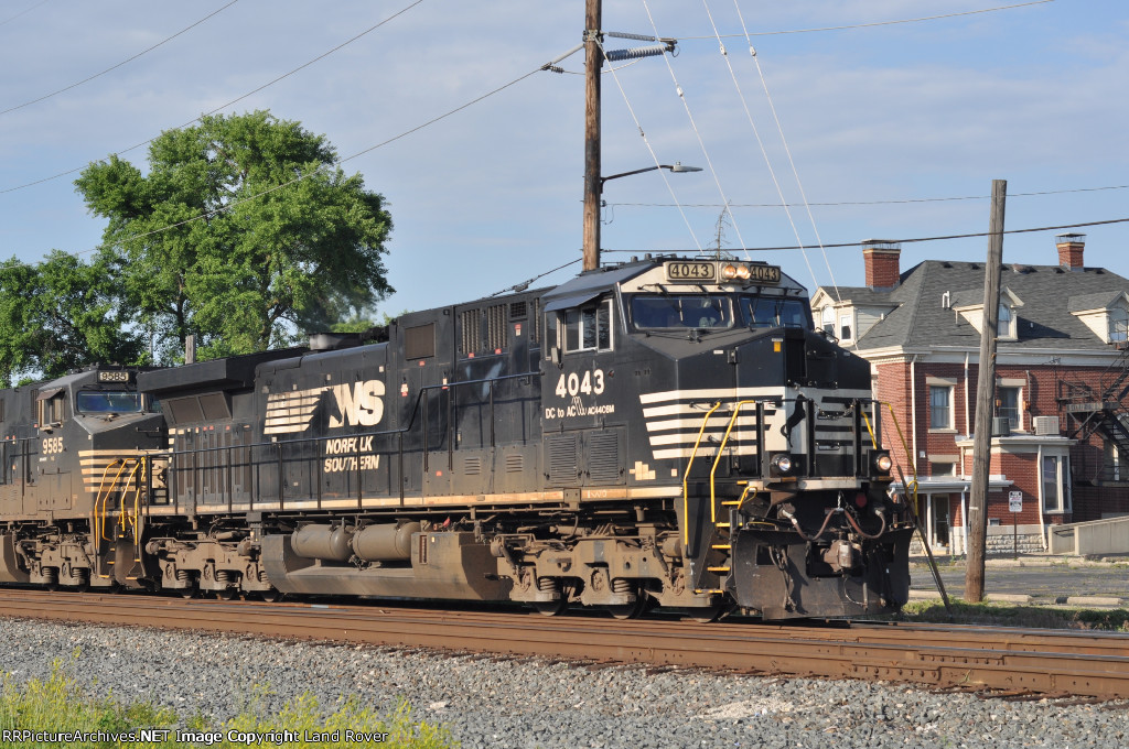 NS 4043 East